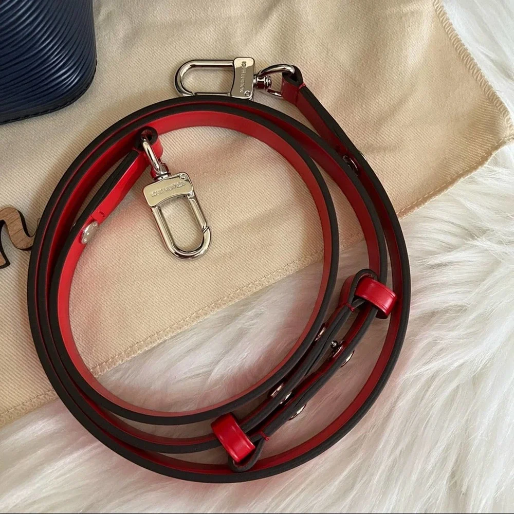 SOLD! Louis Vuitton Neonoe MM in Epi Leather Blue and Red - Picture 3 of 16